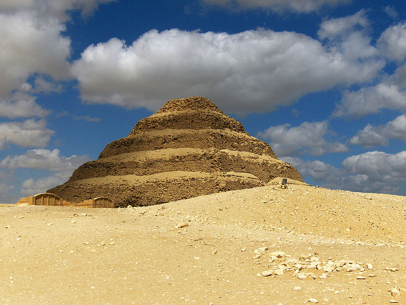 Die Stufenpyramide von Sakkara (c) GaryKu