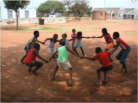 Ndebele Kinder beim Spielen