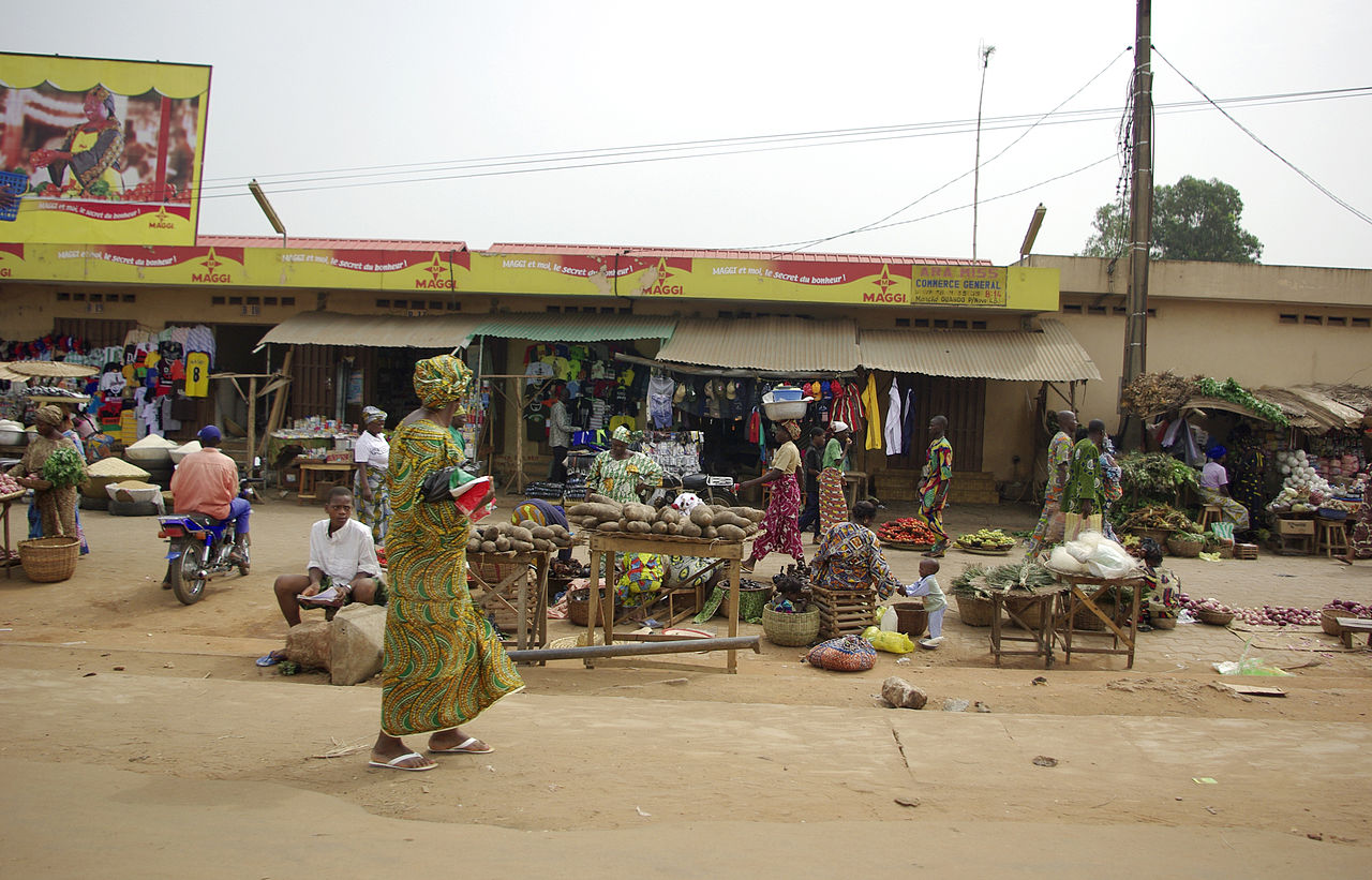 Markt in Porto Novo (c) Babylas CC BY SA 3.0