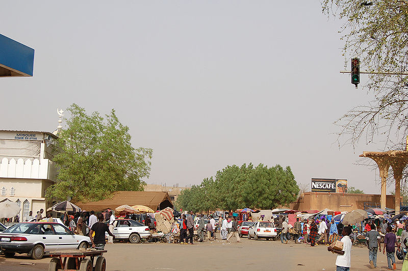 Der Große Markt in Niamey (c) Roland Huziaker
