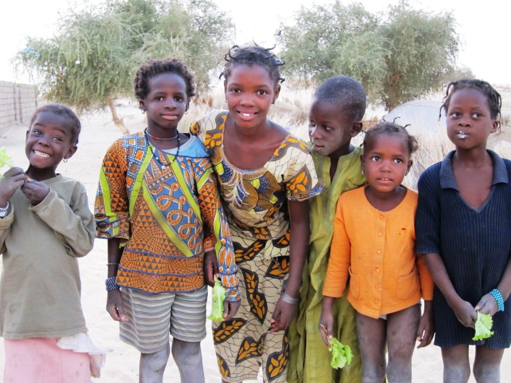 children in Kanu