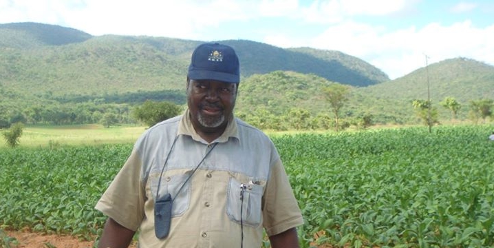 Farmer in Mkondo (c) Chima4mani